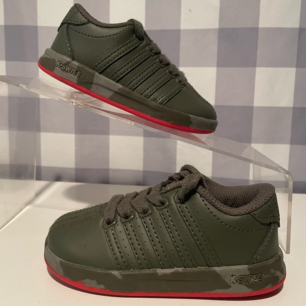 K-Swiss Kids' Olive Green Camo Sneakers Sz 6 toddler
